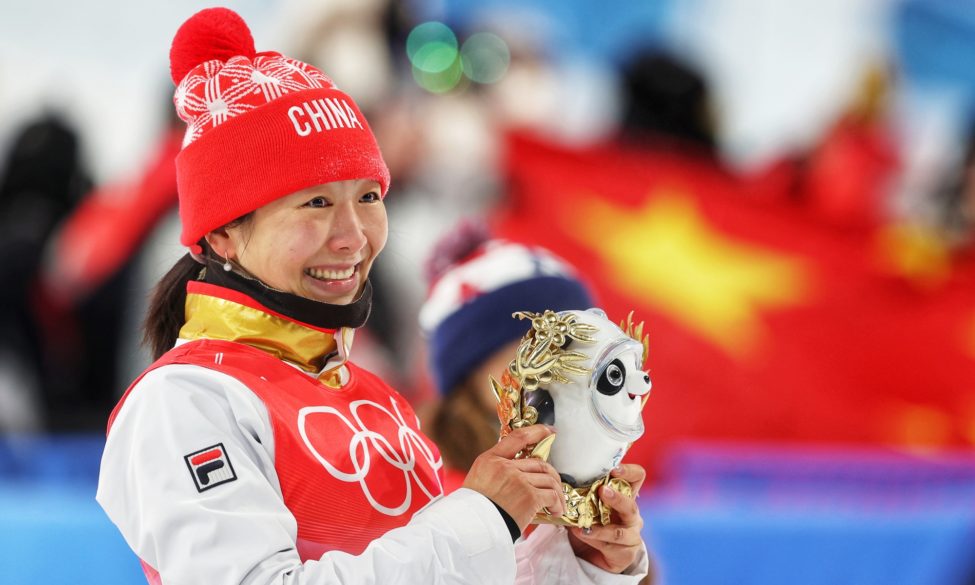 La china Xu Mengtao logra el oro en "aerials" y su segunda medalla en Pekín