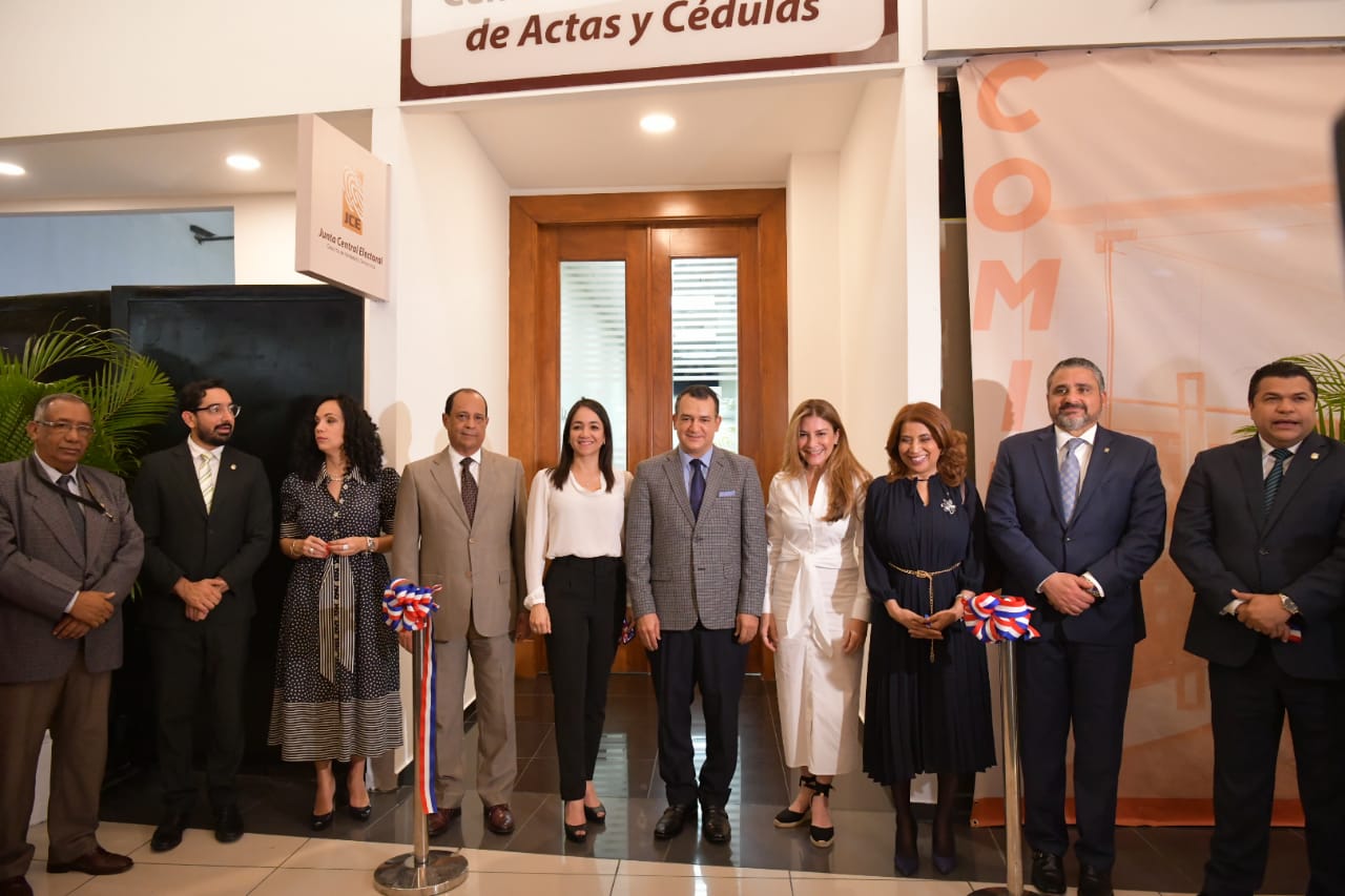 JCE abre nuevo nuevo centro de expedición de actas y cédulas en Galería 360 2 Noticias Confirmadas JCE abre nuevo nuevo centro de expedición de actas y cédulas en Galería 360 Noticias Confirmadas