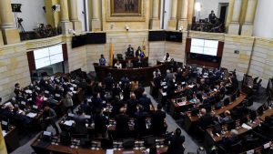 Víctimas de conflicto conforman primera bancada de paz en Congreso colombiano