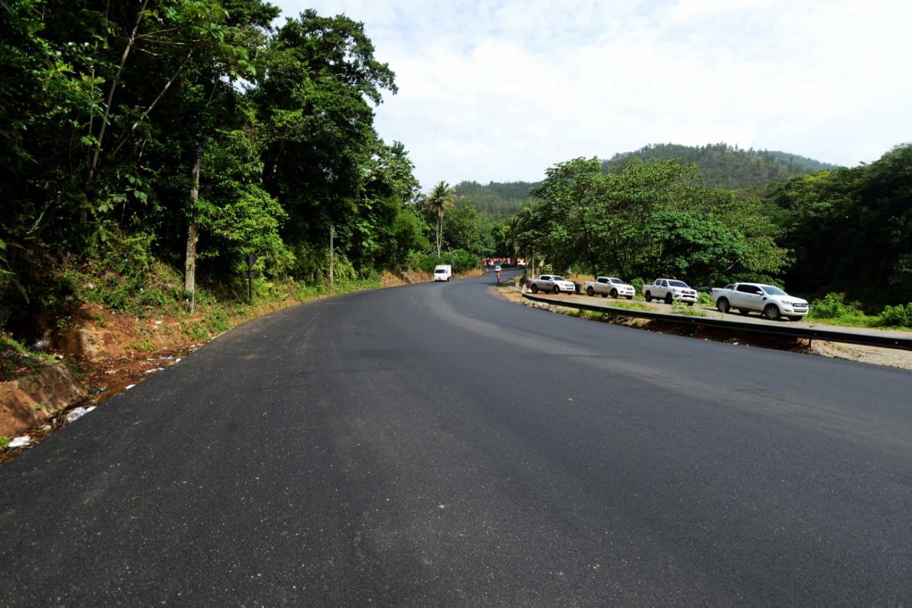 Ascención: Miles de viajeros y residentes de Bonao y Cotuí serán beneficiados con carretera