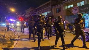 Policía Nacional recupera motocicleta y arma de fuego durante operativos en Los Alcarrizos
