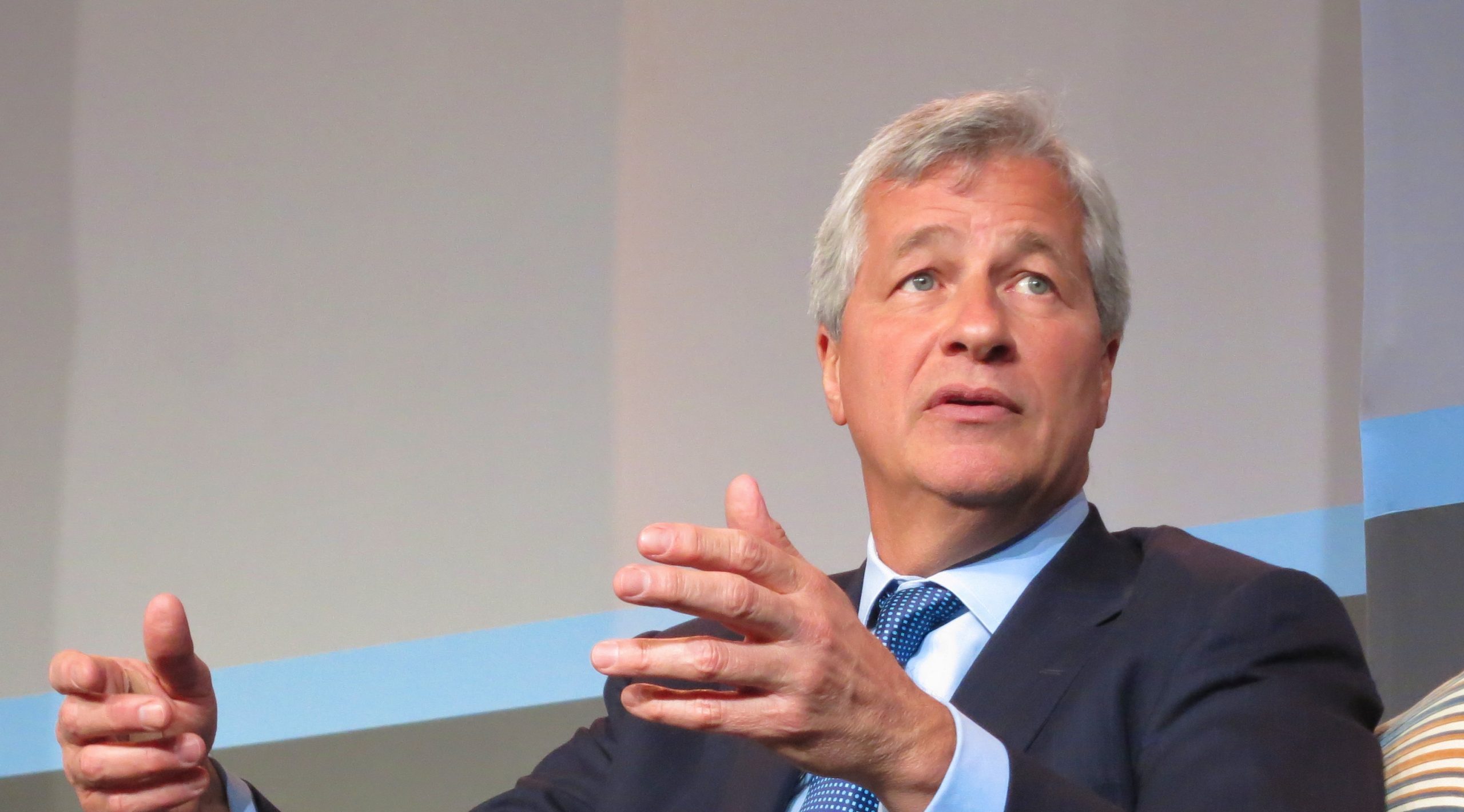 Director Ejecutivo Del JP Morgan Chase Prev un Hurac n Econ mico En