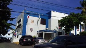 Policía arresta cinco personas acusadas de cometer robos en Santiago, Nagua y Puerto Plata
