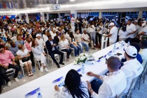 Proyecto Nando con Luis 24 juramenta decenas de personas en Circunscripción #2