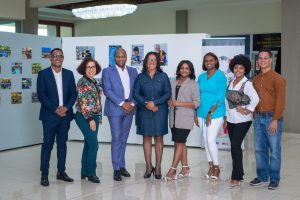 De izquierda a derecha Jensil Brujan, Alejandra Aguilar, Stalin Montero, Ana Vásquez, Millizen Uribe, Yolkirys Torres, Jolie Ventura y Melvin Rivas
