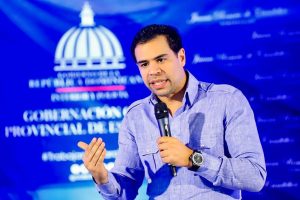 Roberto Ángel Salcedo destaca la inversión social que realiza Abinader en Espalliat