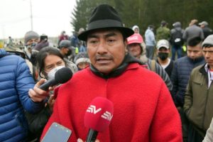 Tribunal de Ecuador aplaza el juicio a líder indígena procesado por protestas