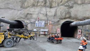 CORMIDOM informa ha avanzado en 75% el túnel que facilitaría rescate de los mineros en Cerro de Maimón