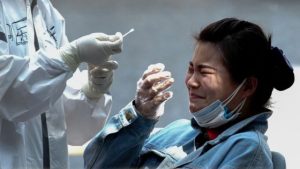 China detecta 380 nuevos casos de covid, 324 de ellos por contagio local