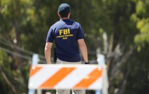 Muere a manos de la Policía el hombre que intentó entrar en sede del FBI