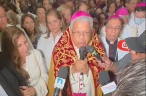 (VIDEO) Ozoria dice con coronación de la Virgen de La Altagracia empezó a salir la ocupación de EE.UU.