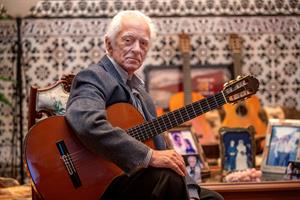 Fallece a los 78 años el guitarrista español Manolo Sanlúcar, referente del flamenco