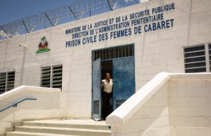Fueron 145 las presas que se escaparon de cárcel haitiana