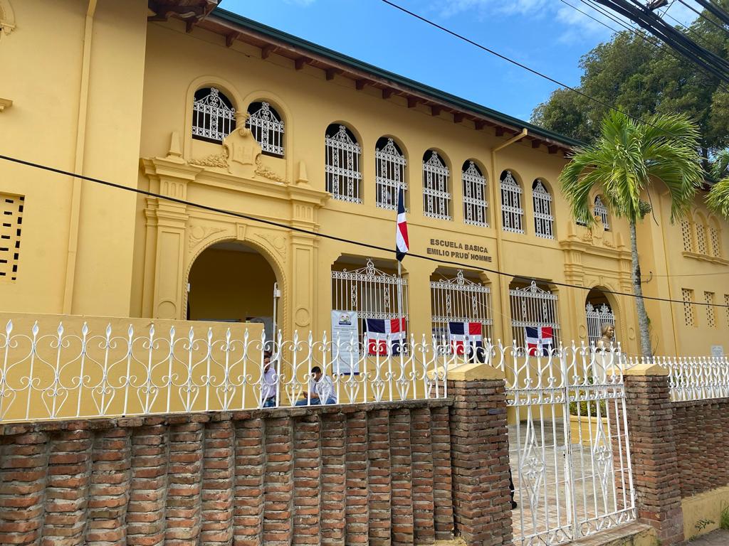 Centro Educativo Emilio Prud Homme reanudará clases el lunes tres de