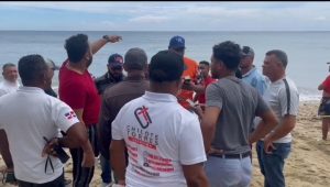 (VIDEO) Naufraga embarcación con 16 personas a bordo en la zona de Cabrera