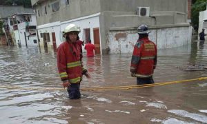 Más de un millar de familias afectadas por las lluvias en el oeste venezolano