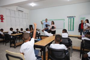 Conani implementa alfabetización digital para niños y adolescentes en Centro Padre Luis Rosario