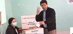 (VIDEO) Castillo llama a votar en la "fiesta democrática" de las locales y regionales