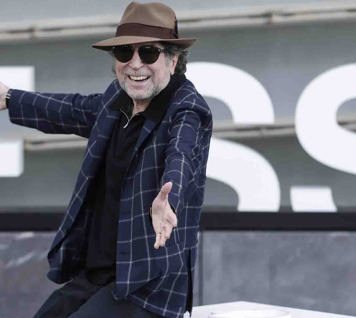 El cantante español Joaquín Sabina anuncia gira en Latinoamérica en