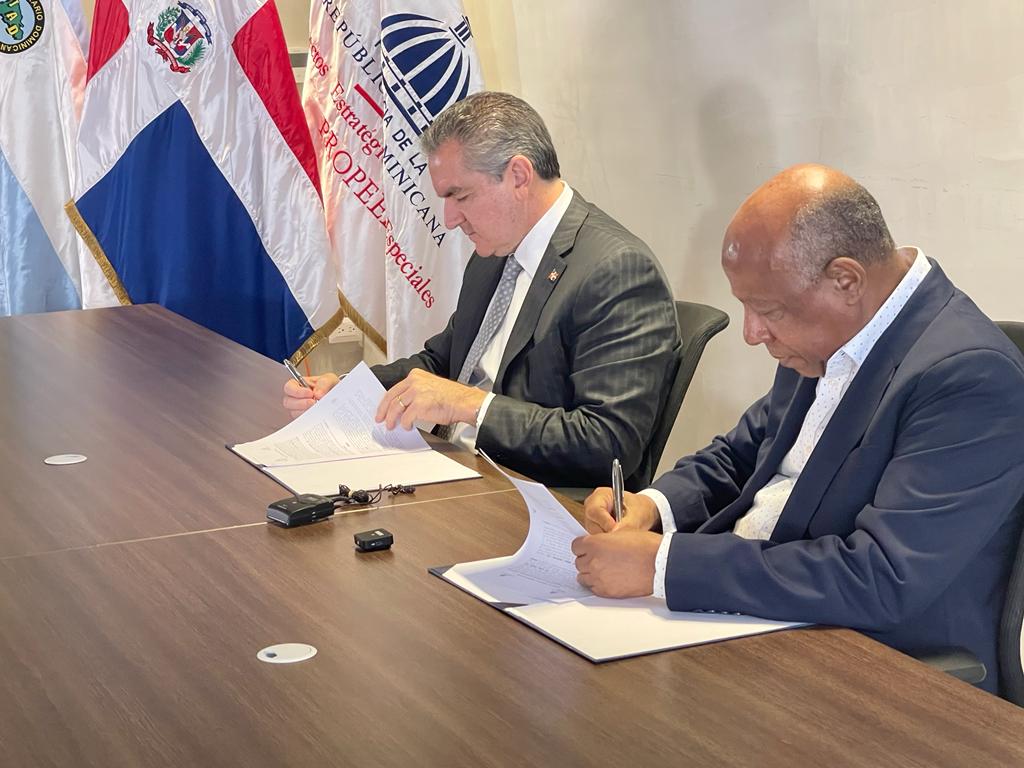 Propeep IAD y Propeep firman acuerdo en beneficio del sector agrícola reformado ...