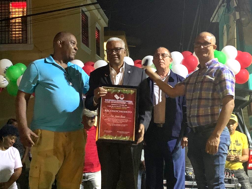 Club los Compadres reconoce labor Juan Rosa frente a la DGJP