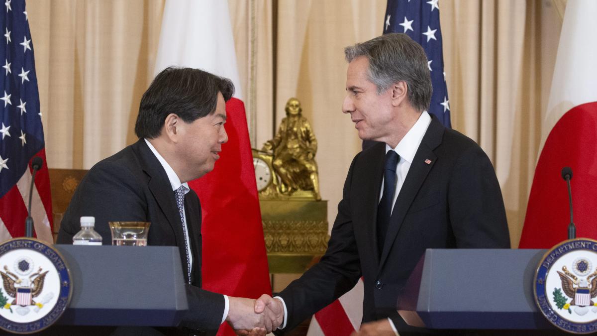 EEUU y Japón acuerdan expandir su cooperación militar ante el “desafío” chino