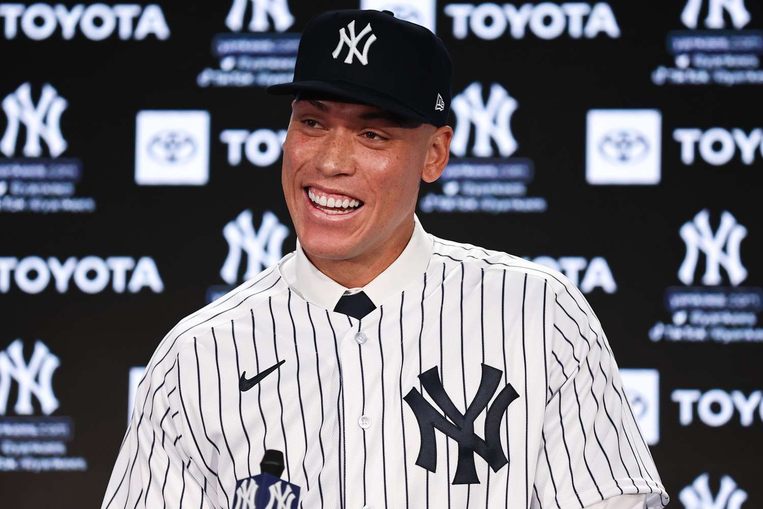 Así es el nuevo uniforme de los Yankees