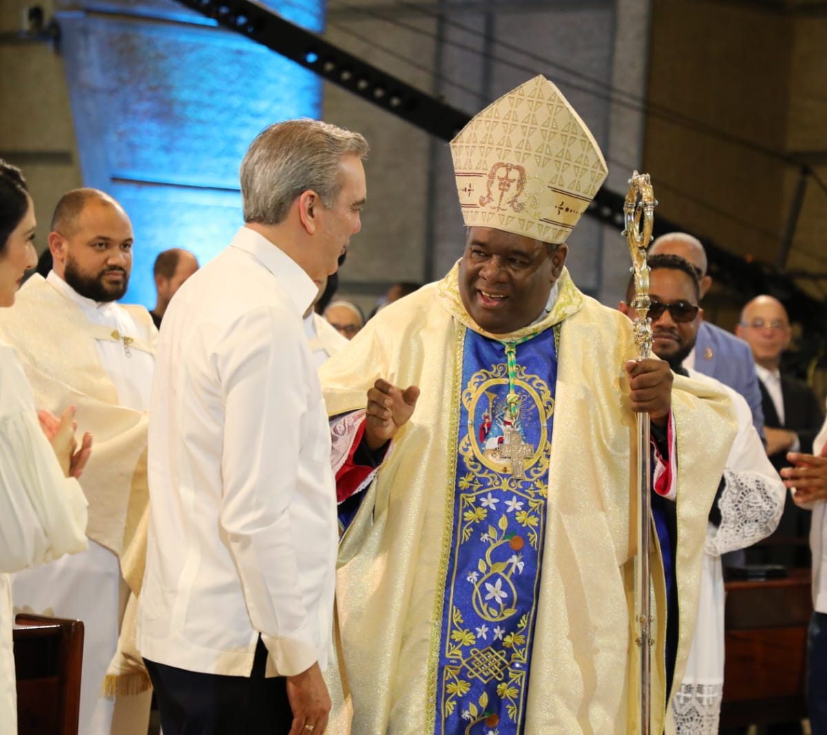 Obispo Castro Marte califica como “extraordinaria y súbita” recuperación económica de RD
