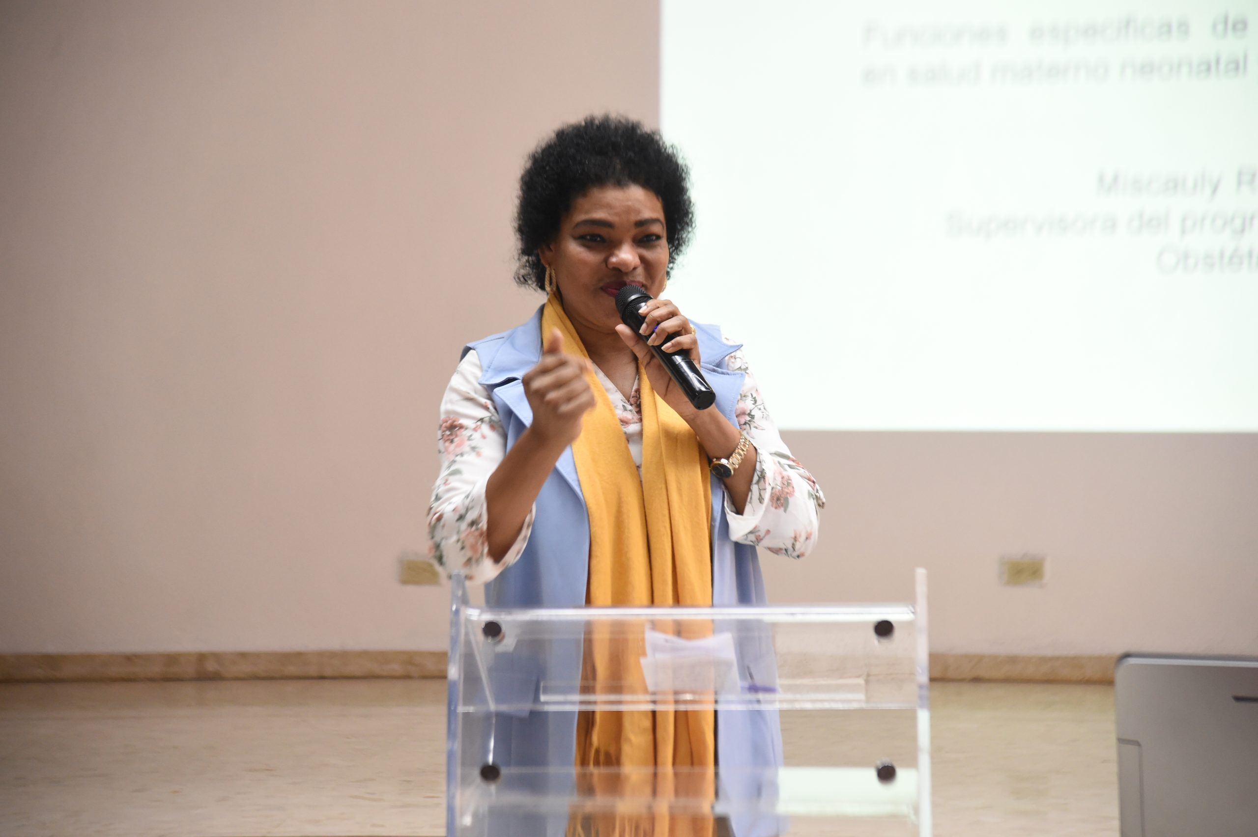 SNS entrega a 13 hospitales enfermeras especializadas en atención materno-neonatal 8 DSC 8934 scaled