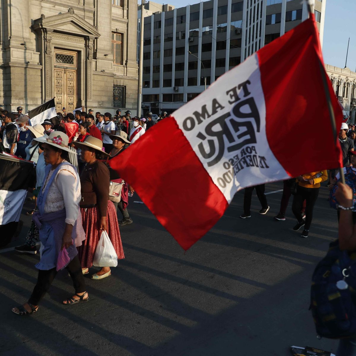 Miles de peruanos vuelven a marchar en Lima en contra de Boluarte