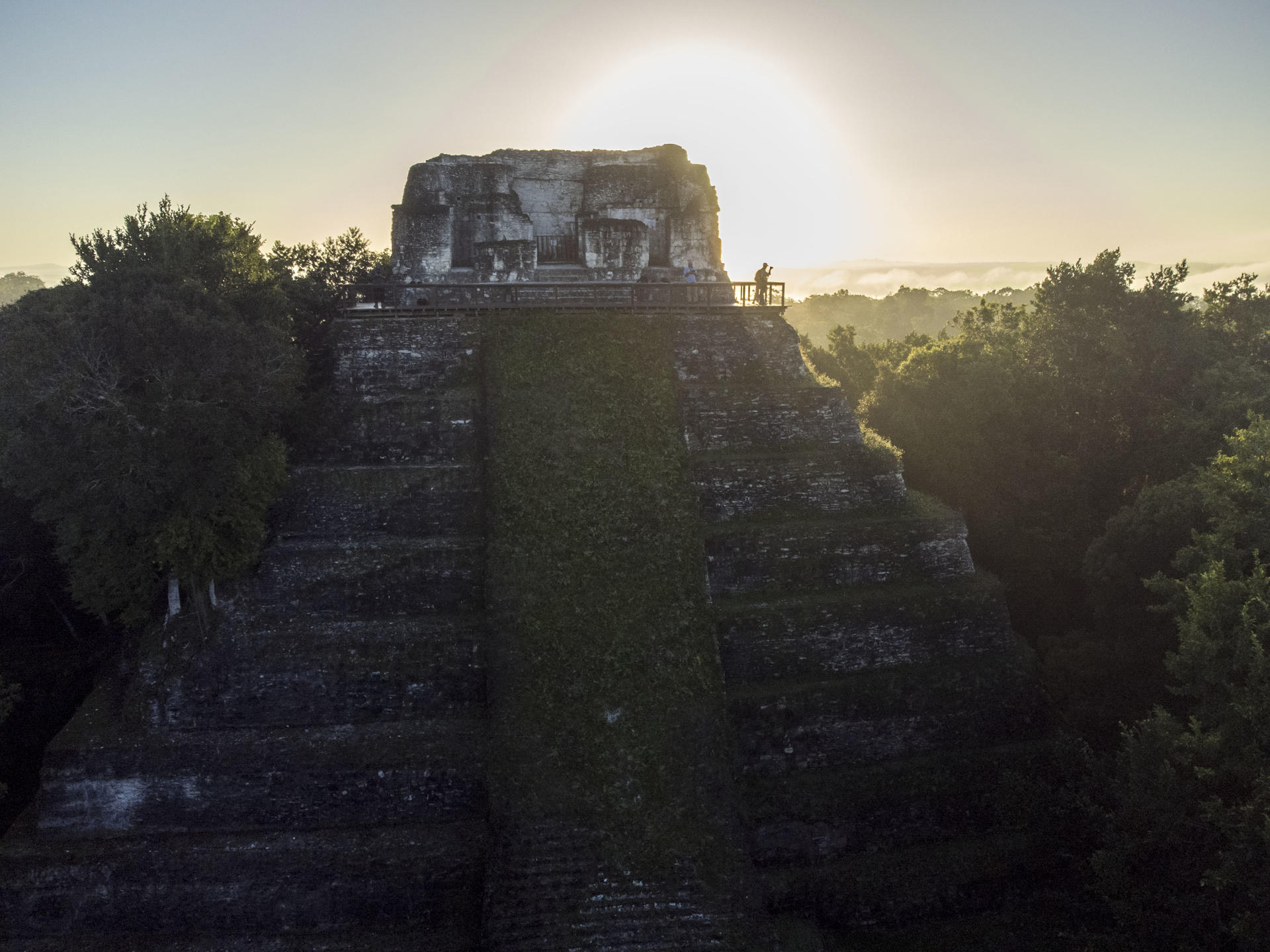 Comunidades de Guatemala protegen sitios arqueológicos con el ecoturismo Comunidades de Guatemala protegen sitios arqueológicos con el ecoturismo
