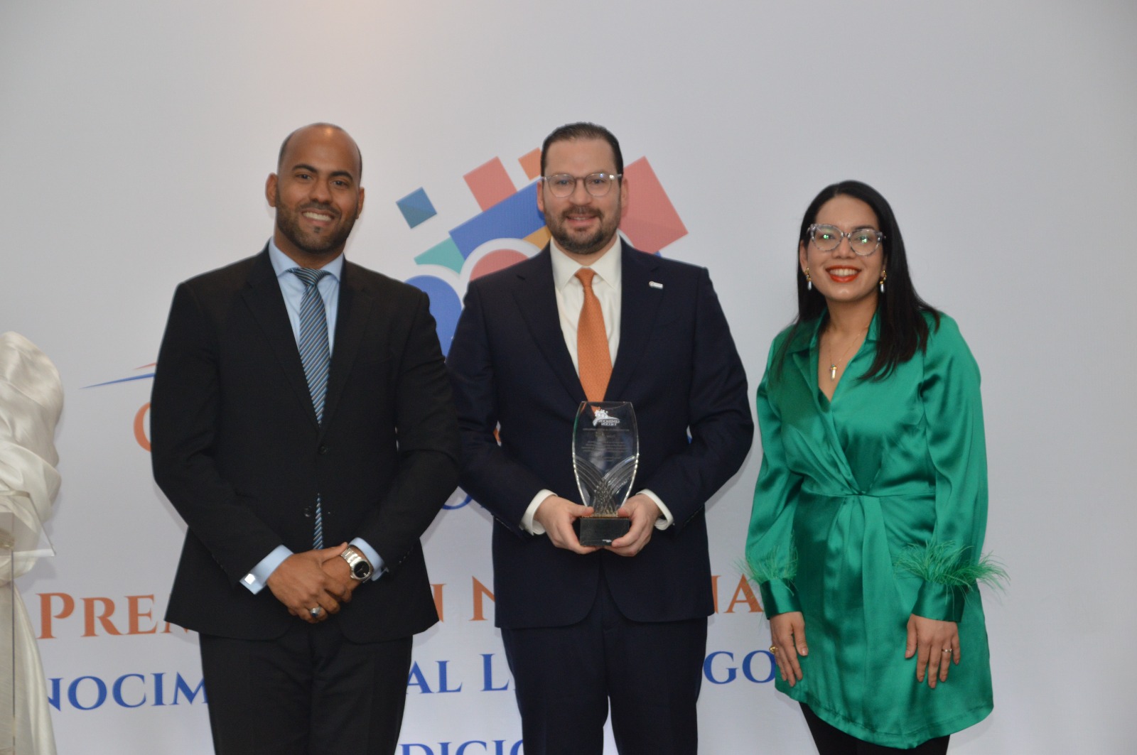 Entregran reconocimiento empresarial a Jaime Senior – El Nuevo Diario