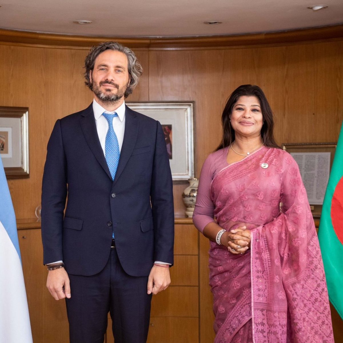Argentina reabre su embajada en Bangladesh, cerrada durante la dictadura