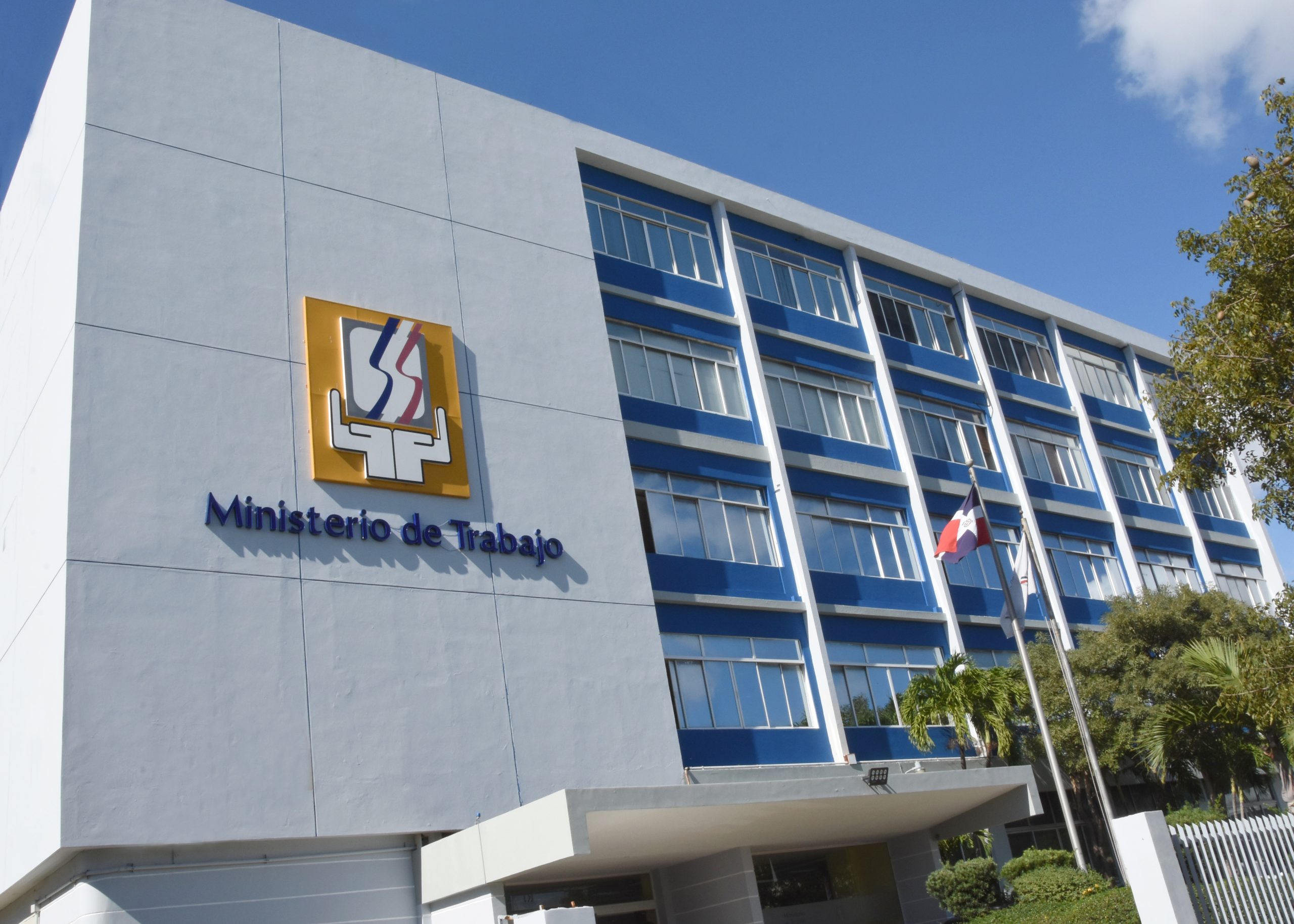 Ministerio de Trabajo invita a jornadas de empleo para Verón, Higüey, SPM, La Vega y La Romana 