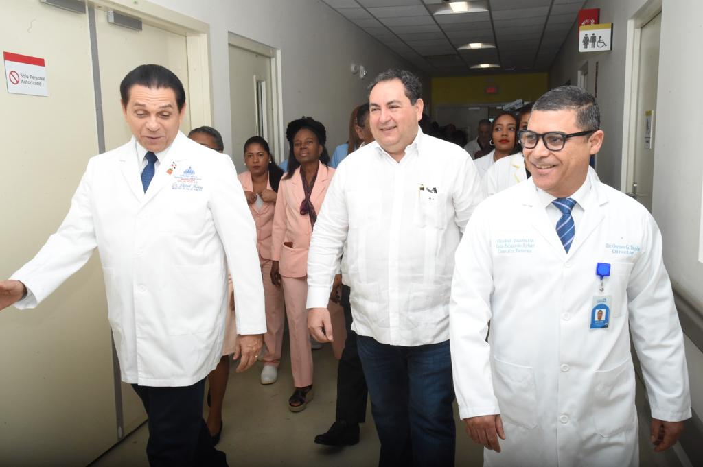 SNS y MSP dejan en funcionamiento Centro de Vacunación en Ciudad Sanitaria Dr. Luis Eduardo Aybar