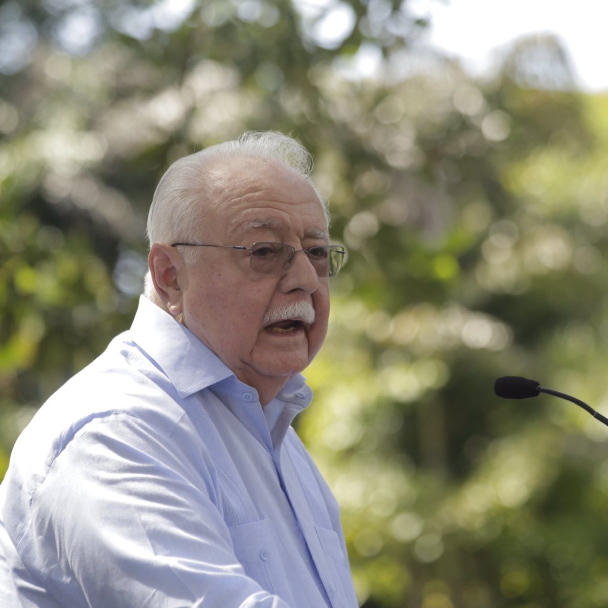 Tony Isa dice presidente Abinader trabaja mucho y rinde poco; cree el gobierno carece de gerentes