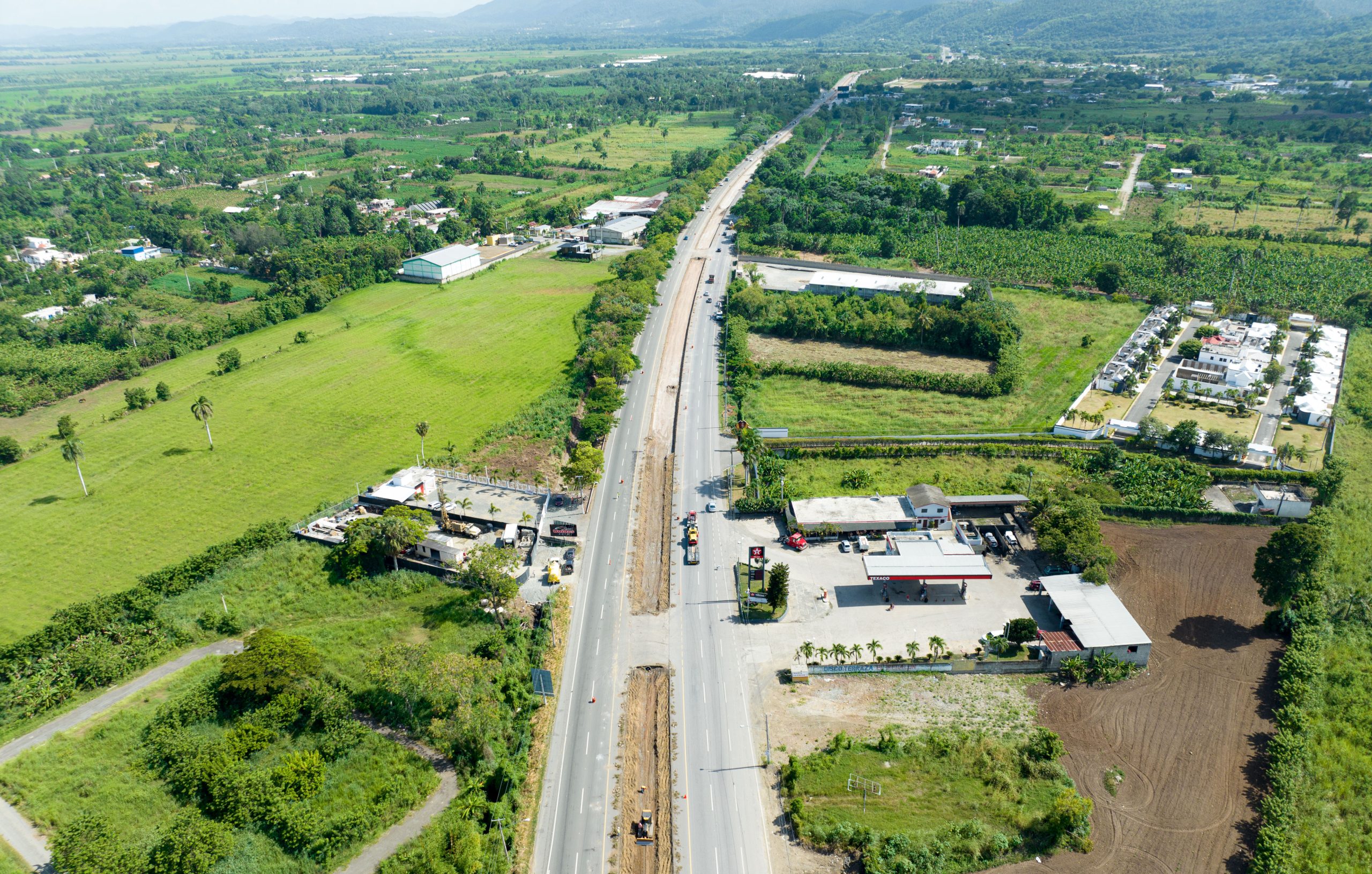MOPC dice autopista Duarte está siendo transformada en una vía amplia, moderna y segura El