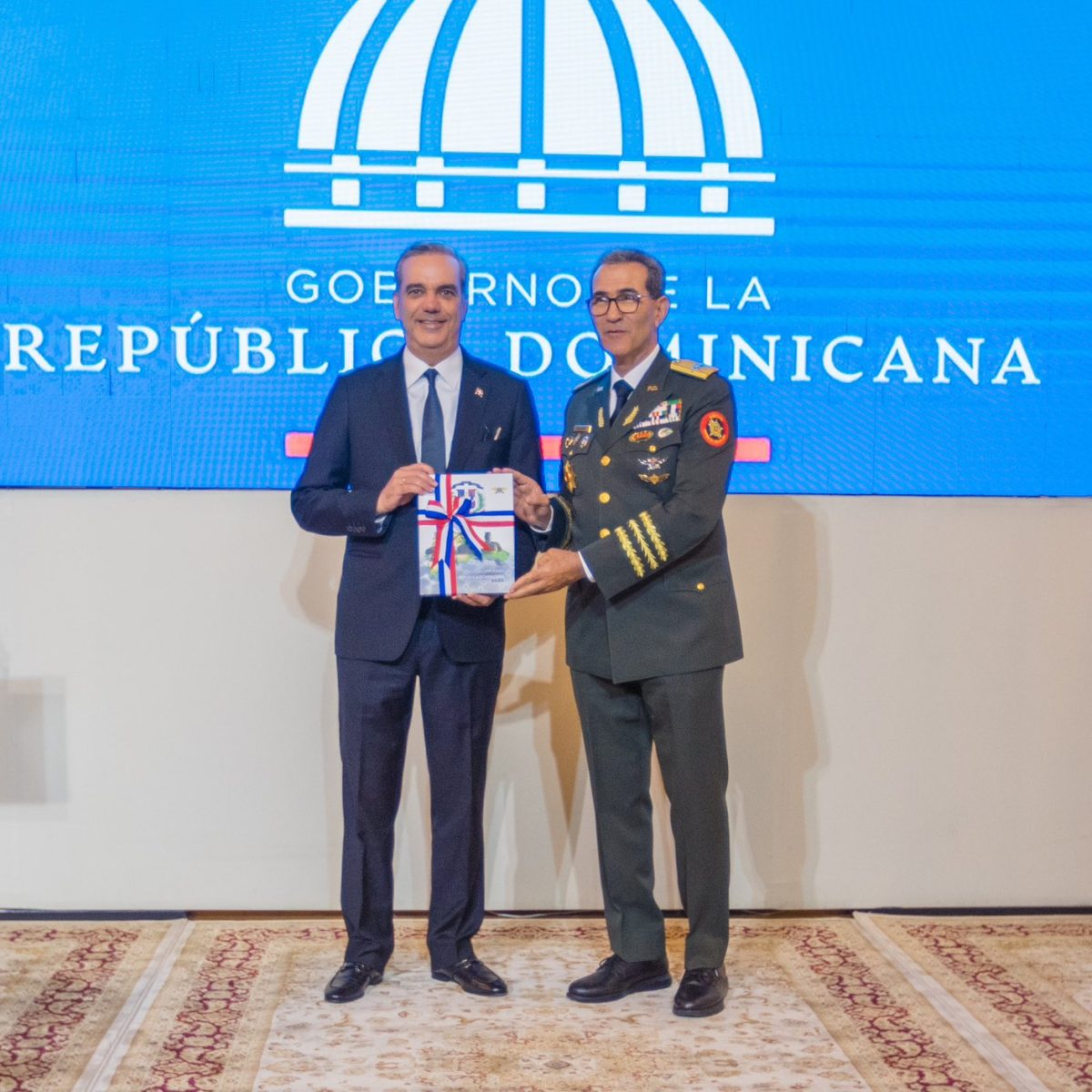 Gobierno presenta Libro Blanco de Defensa