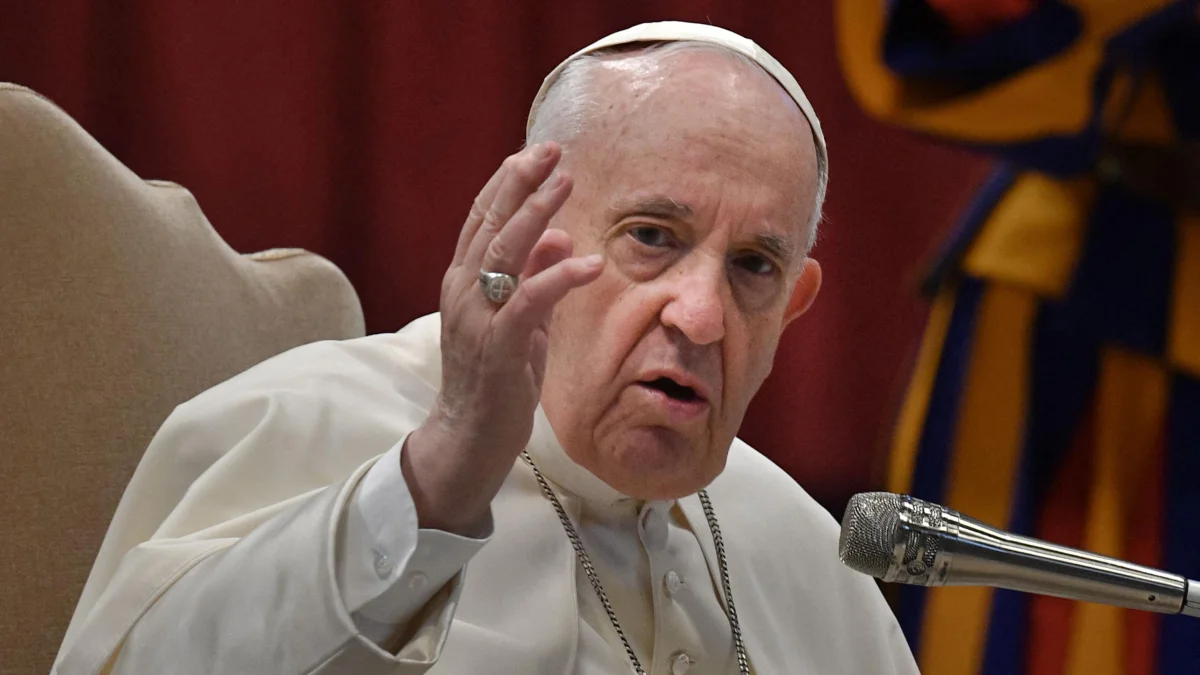 El papa elimina las casas gratuitas o baratas para cardenales y dirigentes