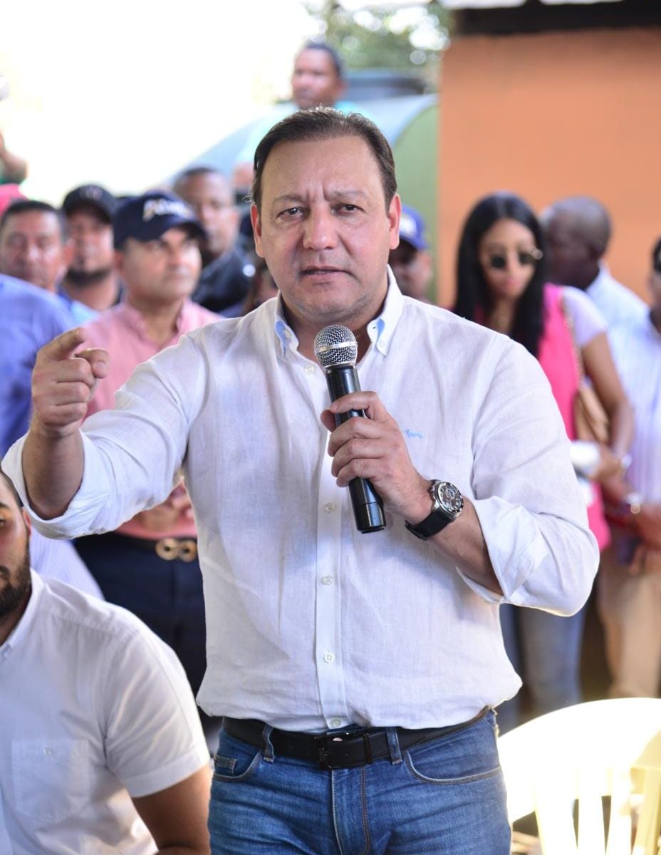 “No es un pacto que hace falta, son pantalones”