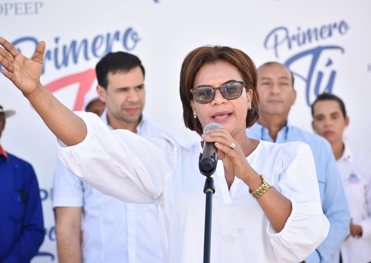 Gobernadora de Monte Plata resalta aporte de jornada “Primero Tú ” en esa provincia