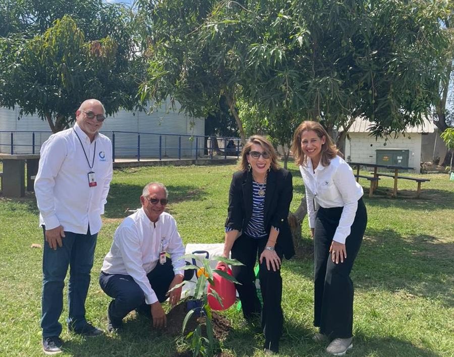 Subsecretaria de Estado adjunta para el Caribe y Haití vino a RD; visitó varias comunidades fronterizas 