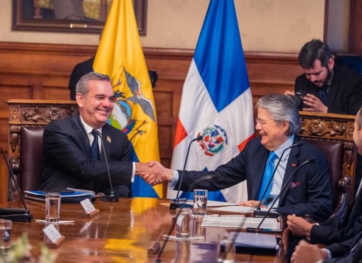 Ecuador y República Dominicana explorarán alianza para impulsar el gas ecuatoriano