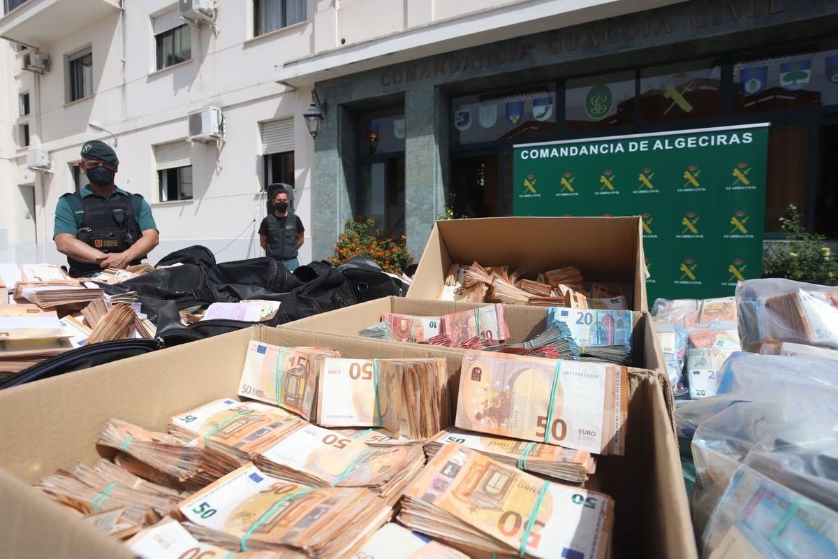 Narcotraficantes escondían 20 millones de euros en una casa de Madrid