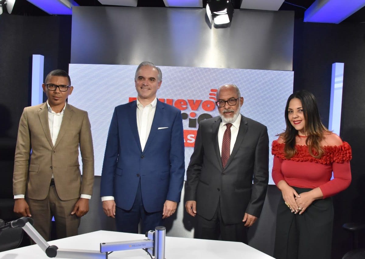 De Camps señala razones por las que Abinader debería seguir gobernando más allá año 2024