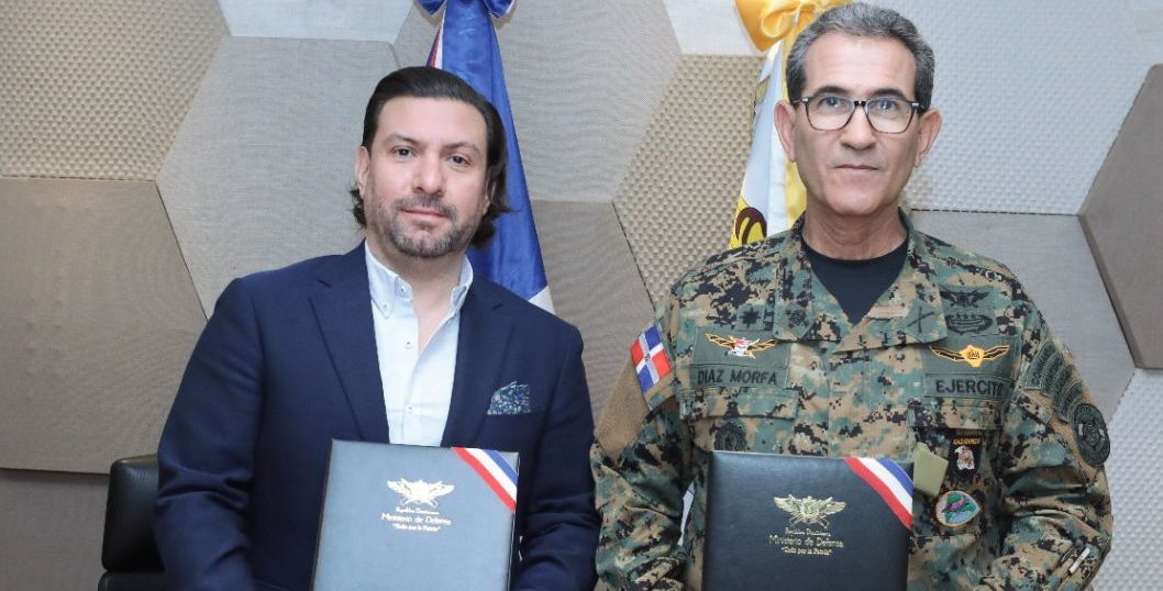 Acuerdan mejorar iluminación en bases militares y capacitar ingenieros de FF.AA.