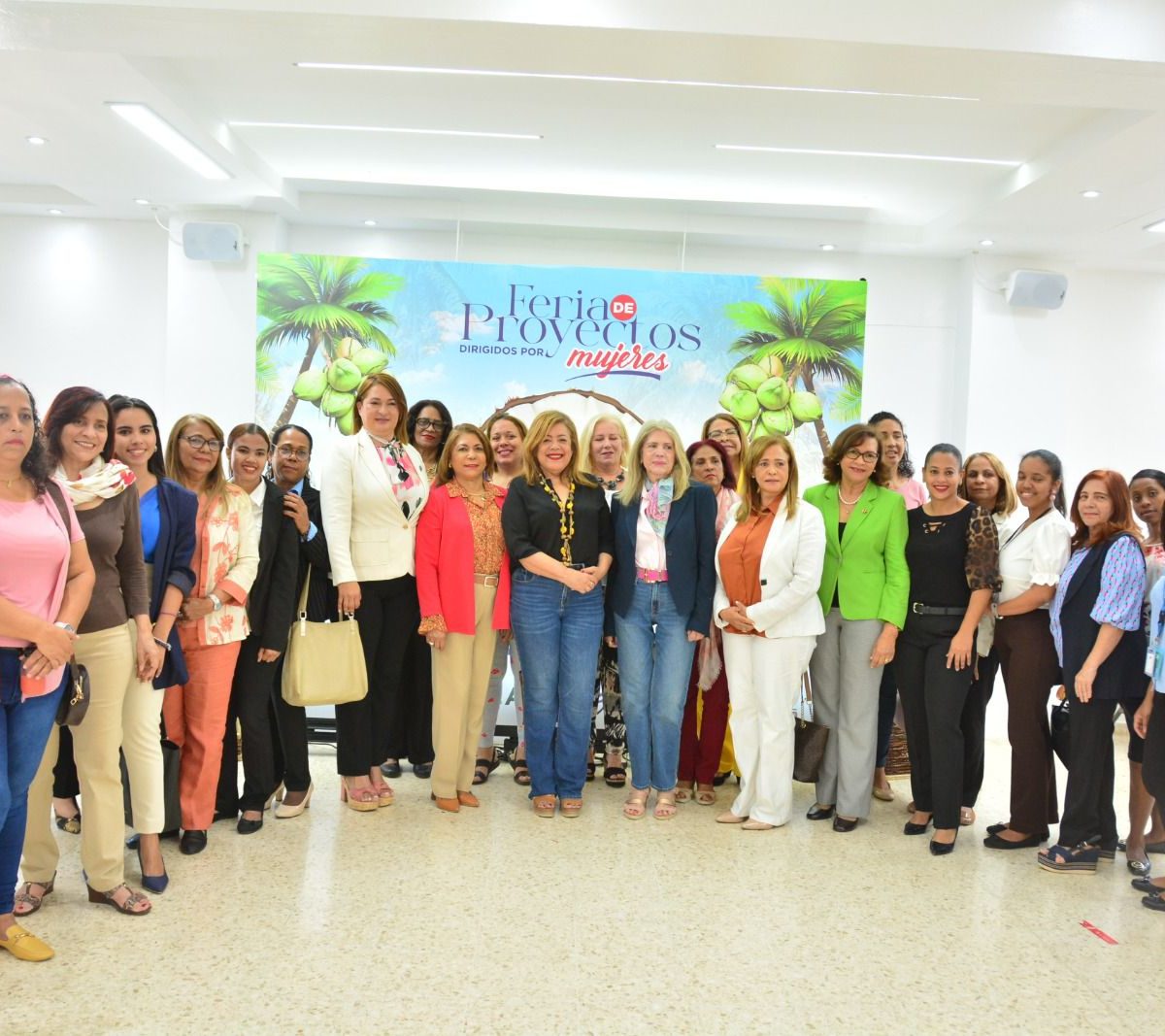 FEDA inaugura primera feria Expo Mujer Consume lo Nuestro