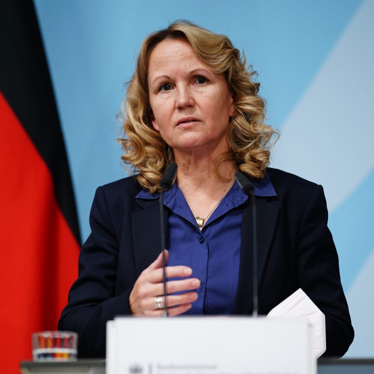 Ministra alemana confirma “apagón nuclear” para el 15 de abril