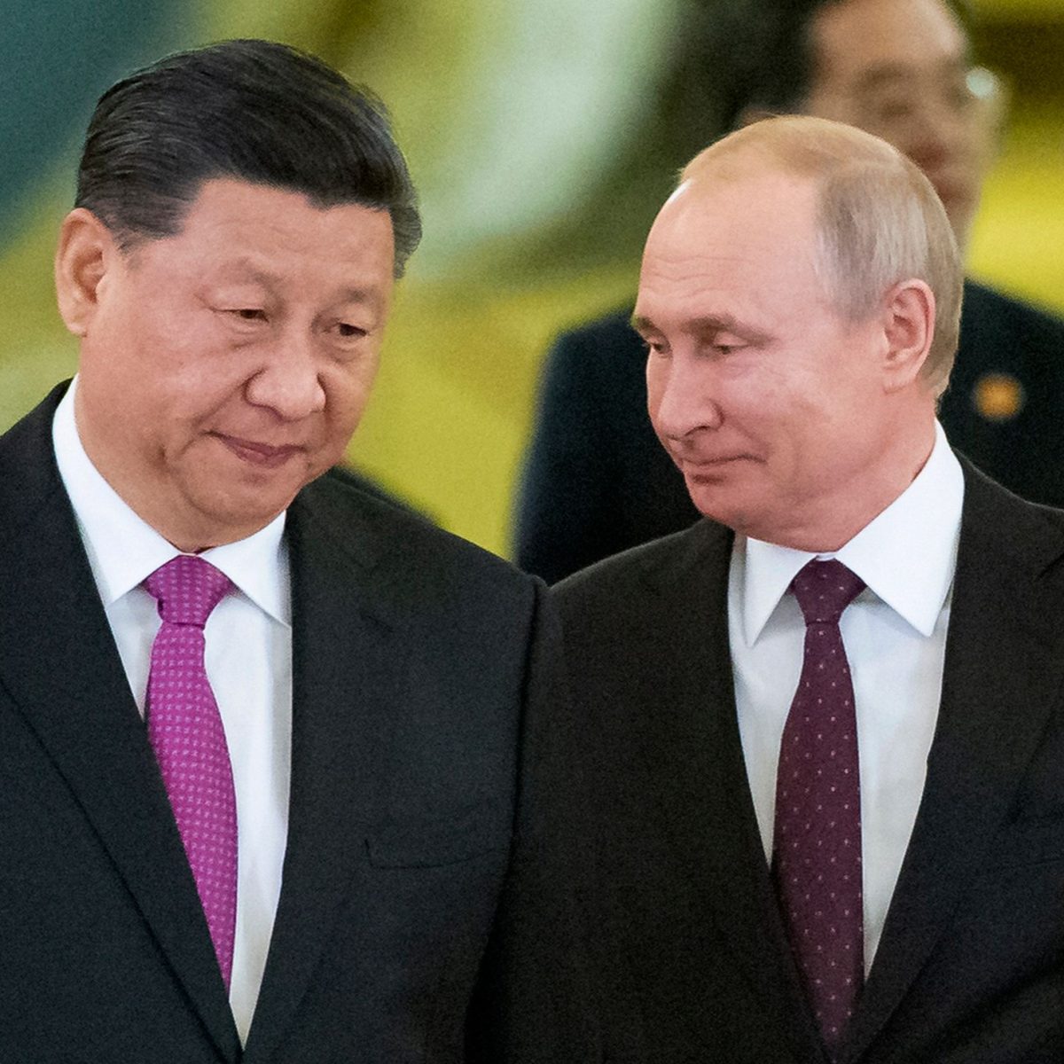 Xi le transmitió a Putin que “la mayoría de países apoya aliviar tensiones” en Ucrania
