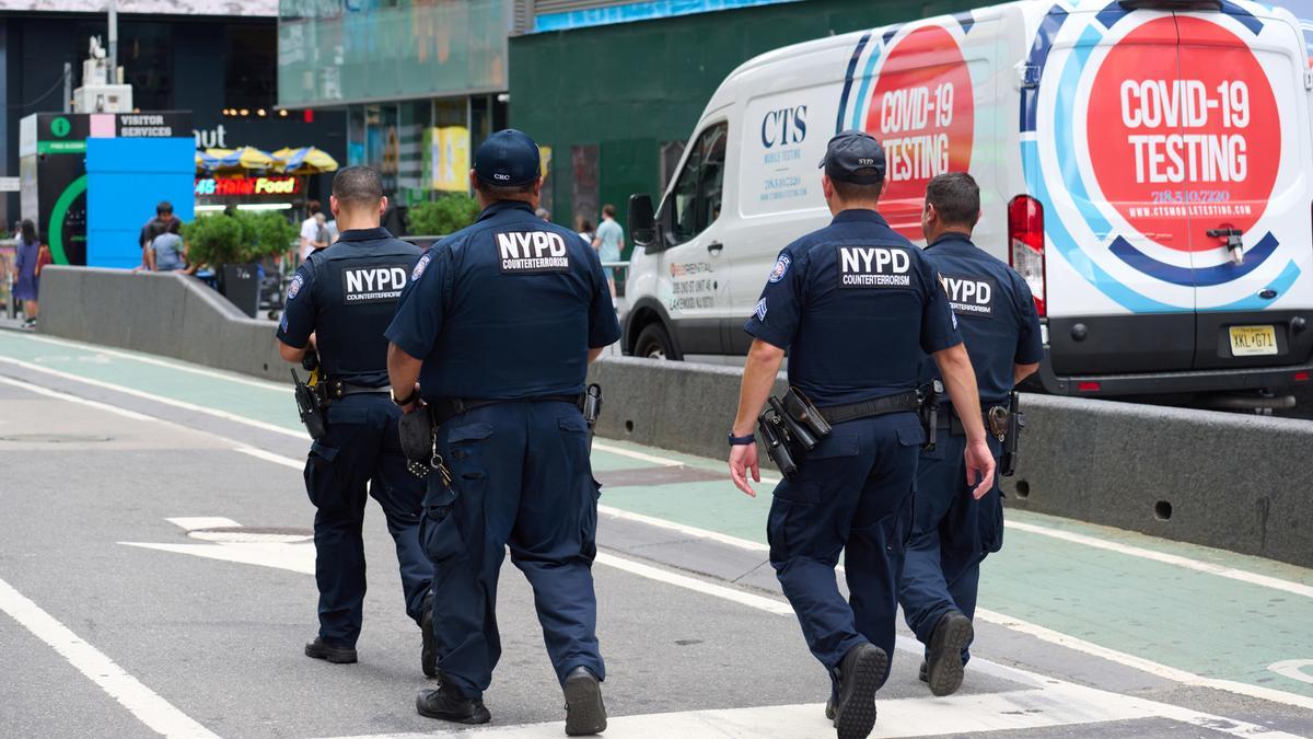 Desmantelan dos bandas rivales en Nueva York y detenienen a 33 pandilleros